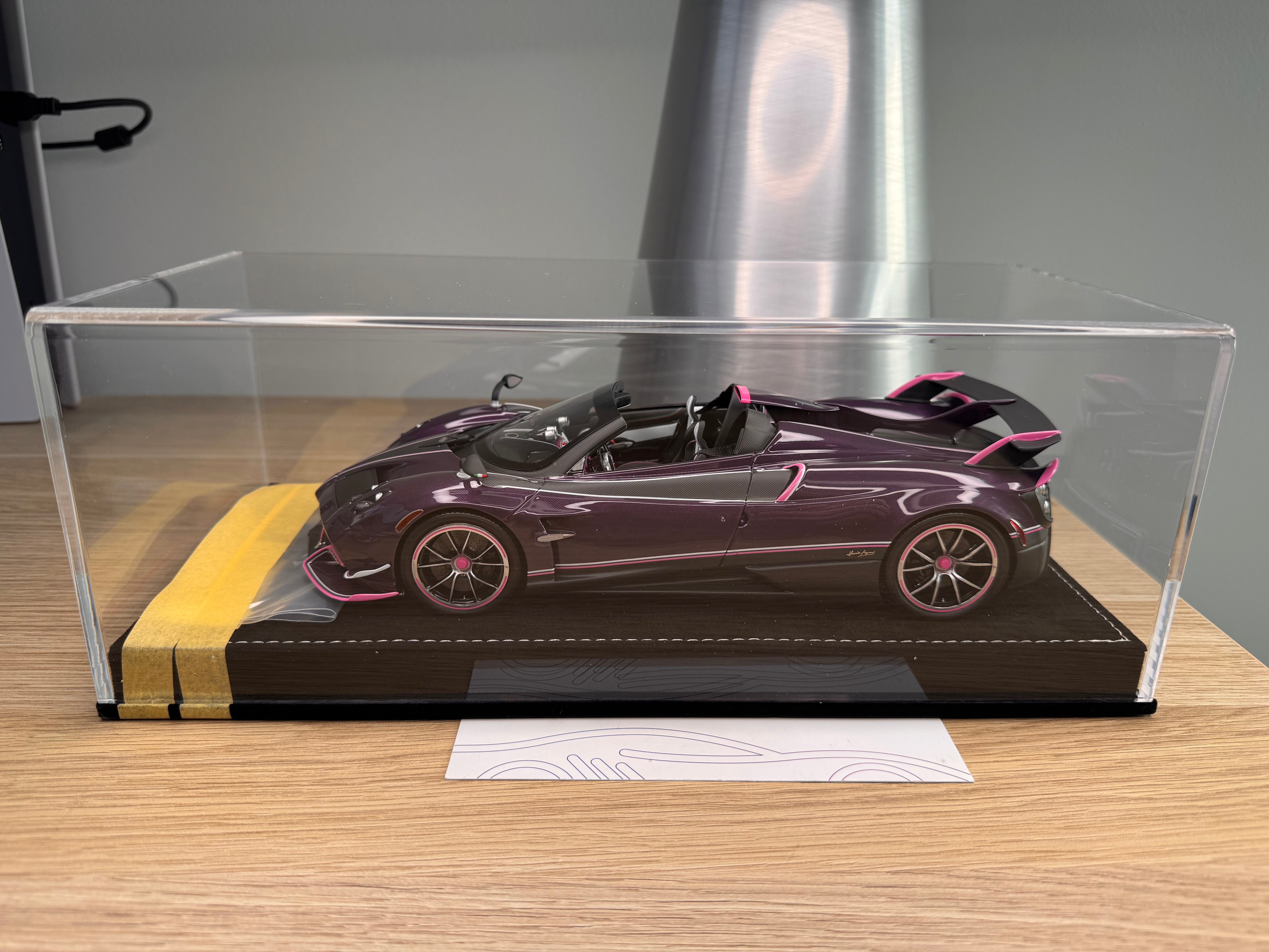 Pagani Huayra Roadster - ZY - 1:18