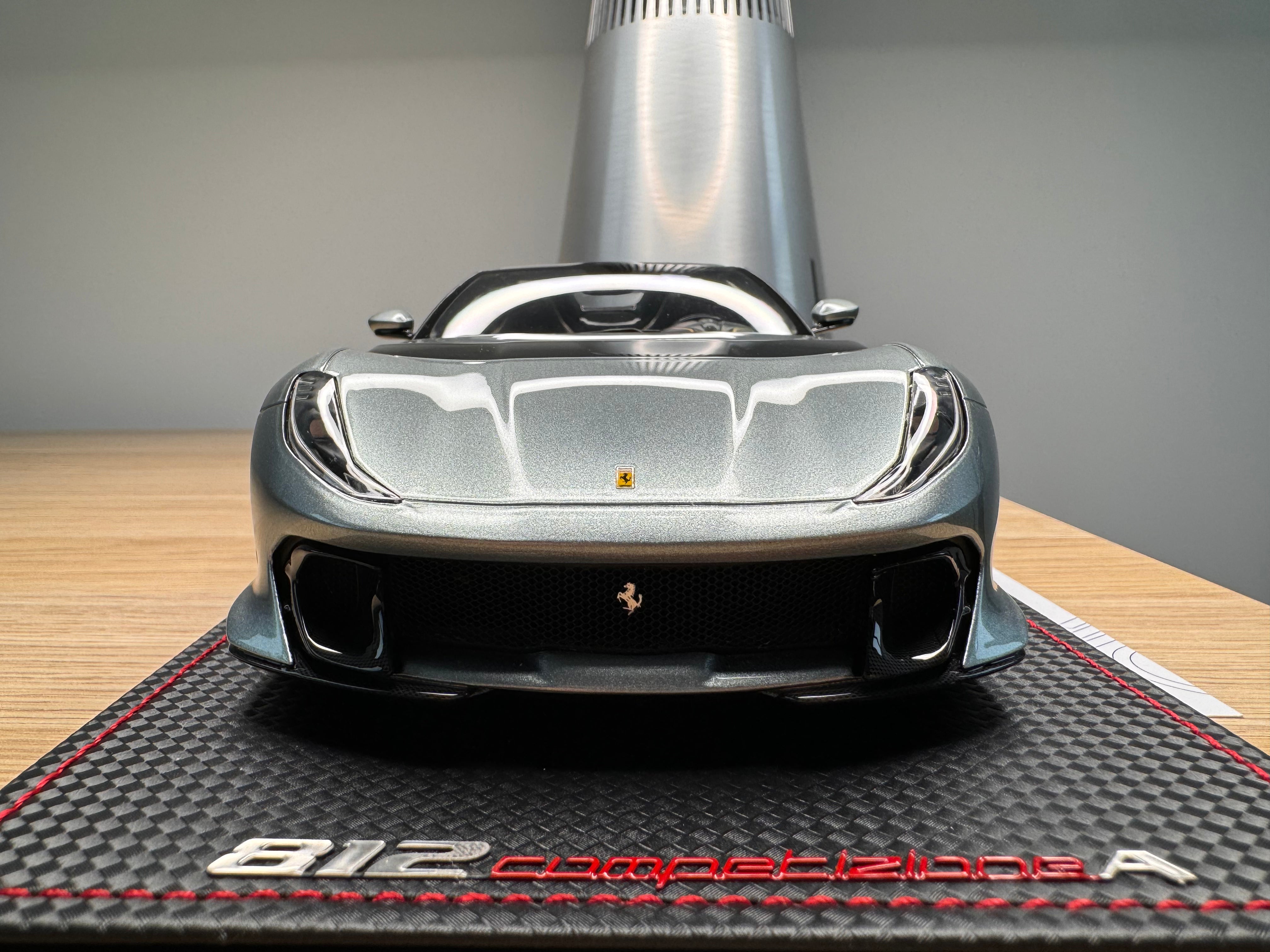 Ferrari 812 Competizione A - Grigio Coburn - 1:18