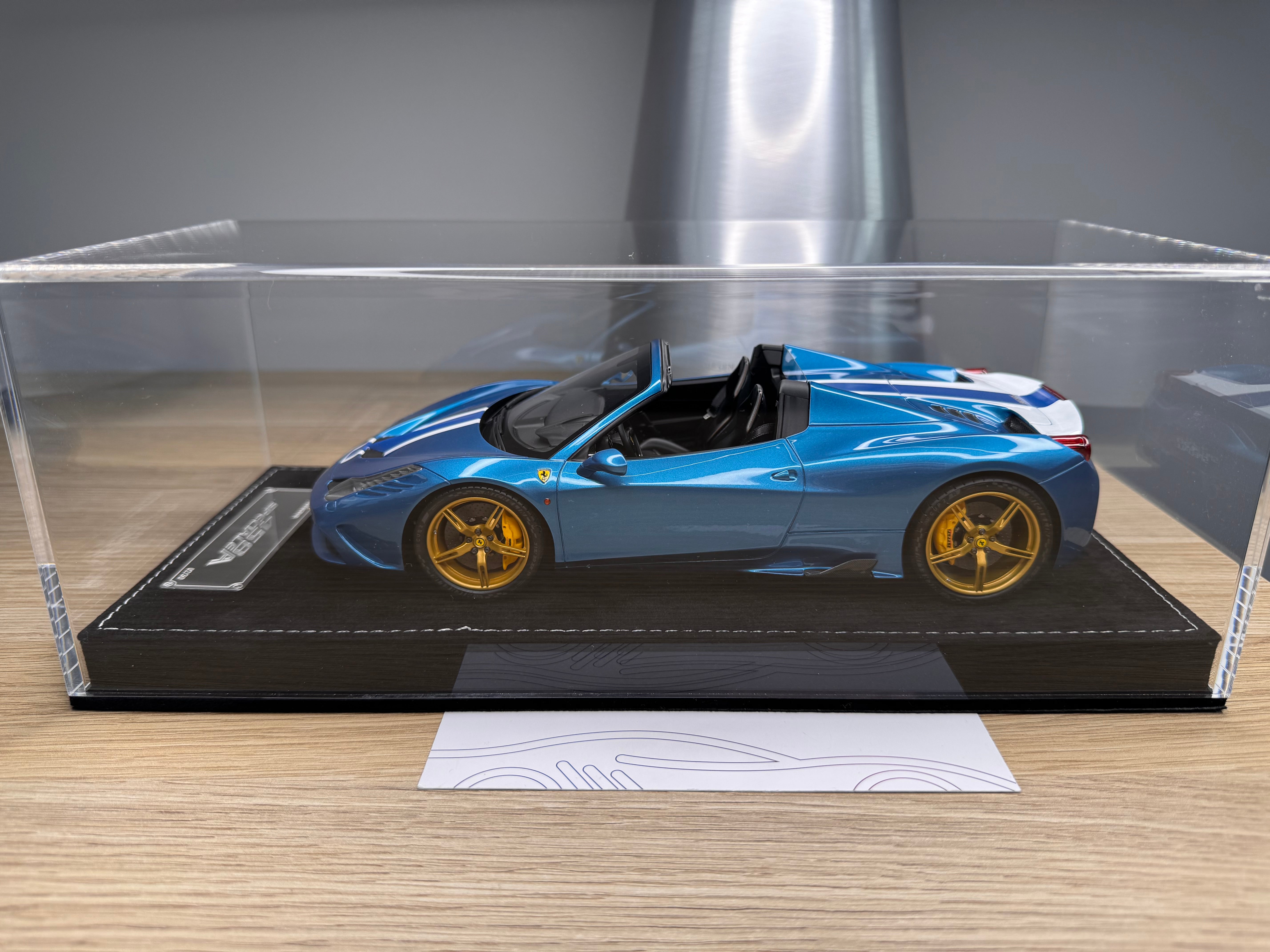 Ferrari 458 Speciale Aperta - Artemis Green / Blue - 1:18