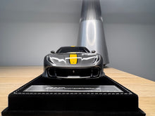 Load image into Gallery viewer, Ferrari 812 Competizione - Grigio Silverstone - 1:18
