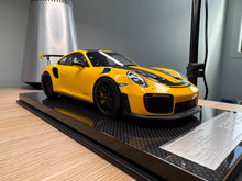 Load image into Gallery viewer, Porsche 911 GT2RS - Racing Yellow - 1:18
