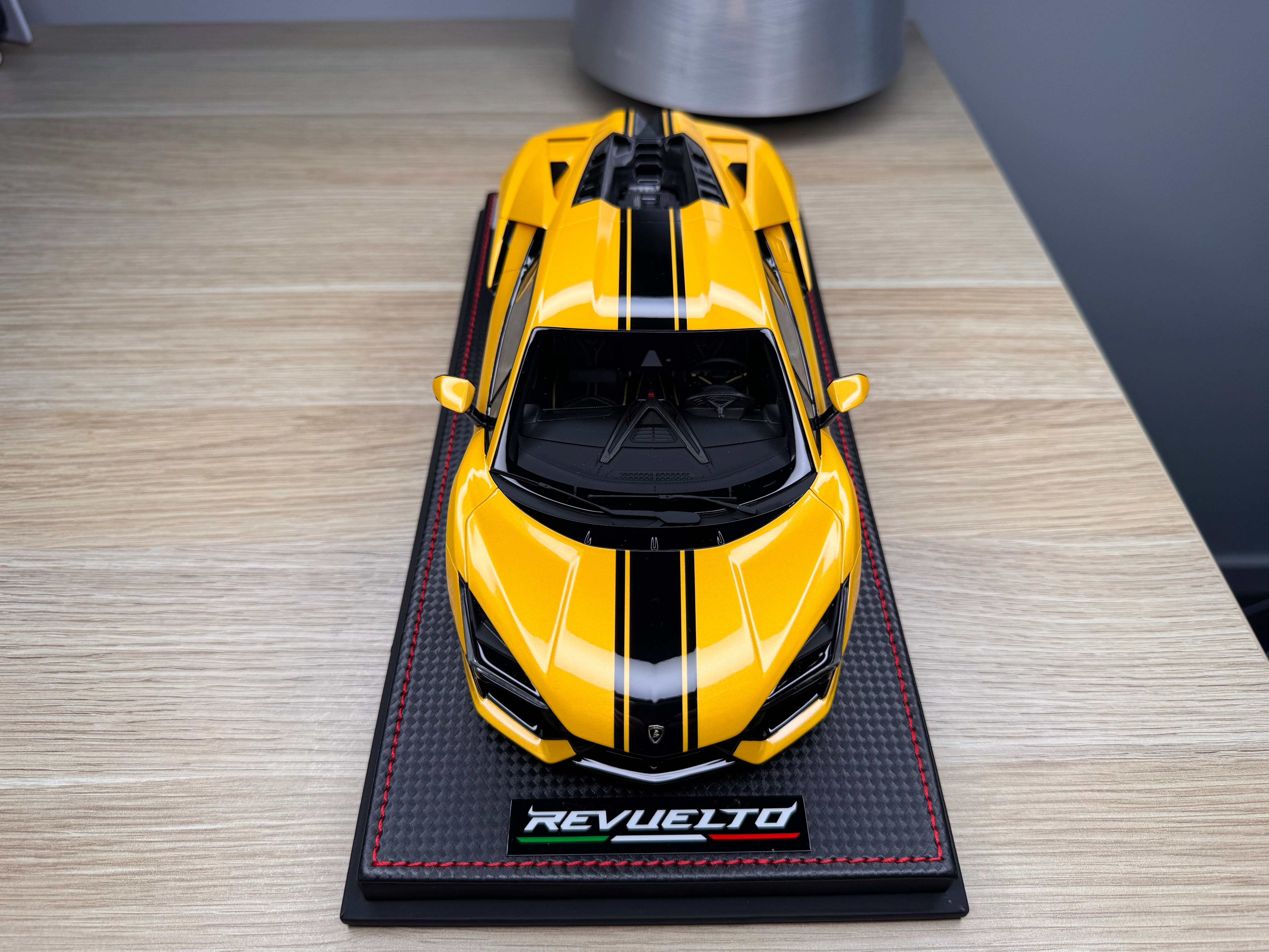 Lamborghini Revuelto - 20th Anniversario China Giallo Inti LE99 - 1:18