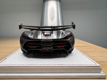 Load image into Gallery viewer, Koenigsegg Jesko PMC Special Project - naked carbon - 1:18
