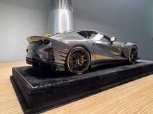 Load image into Gallery viewer, Ferrari 812 Competizione - Grigio Silverstone - 1:18
