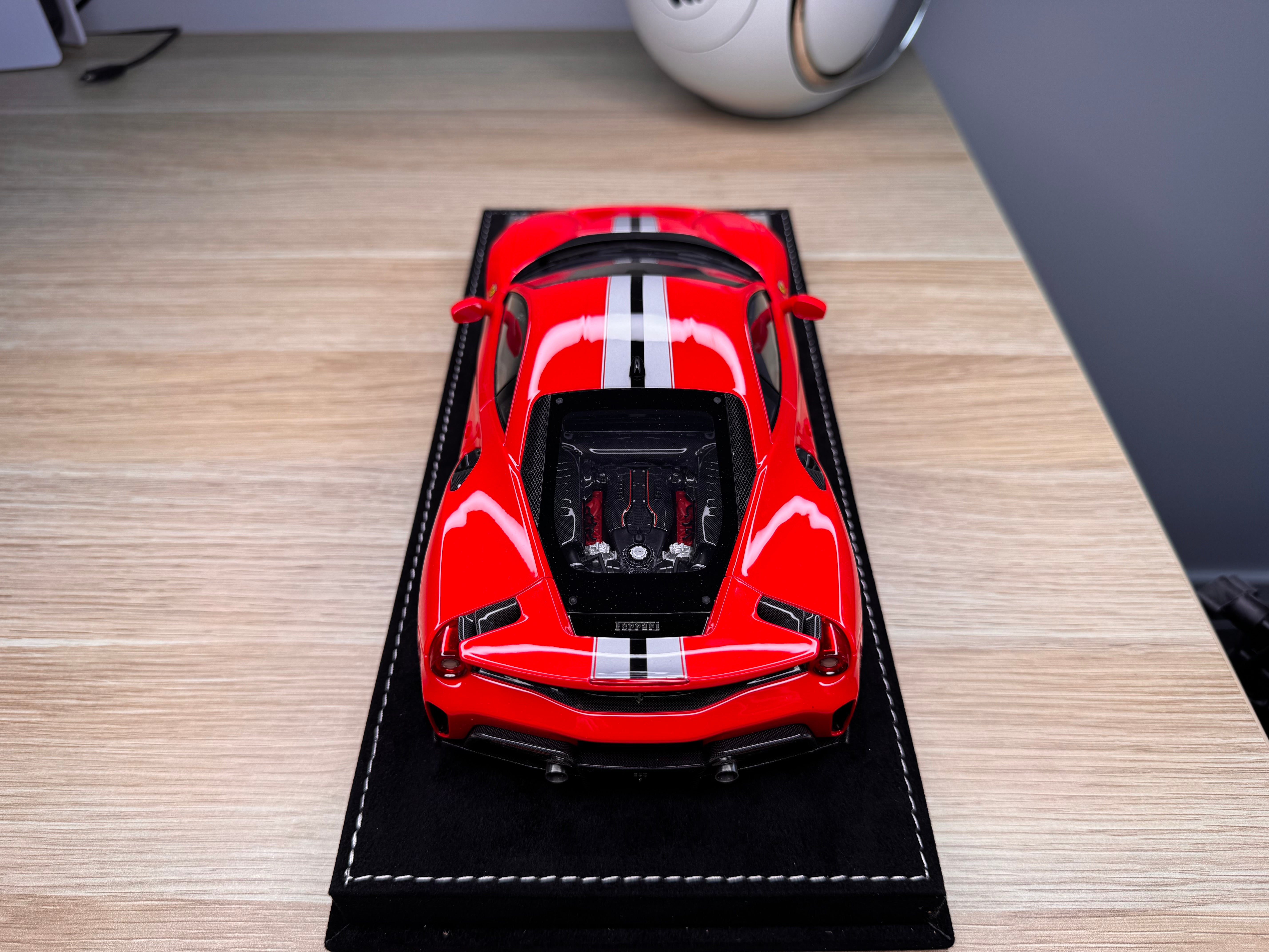 Ferrari 488 Pista - Rosso Corsa - 1:18