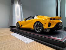 Load image into Gallery viewer, Ferrari 812 Competizione A - Giallo Tristrato - 1:18
