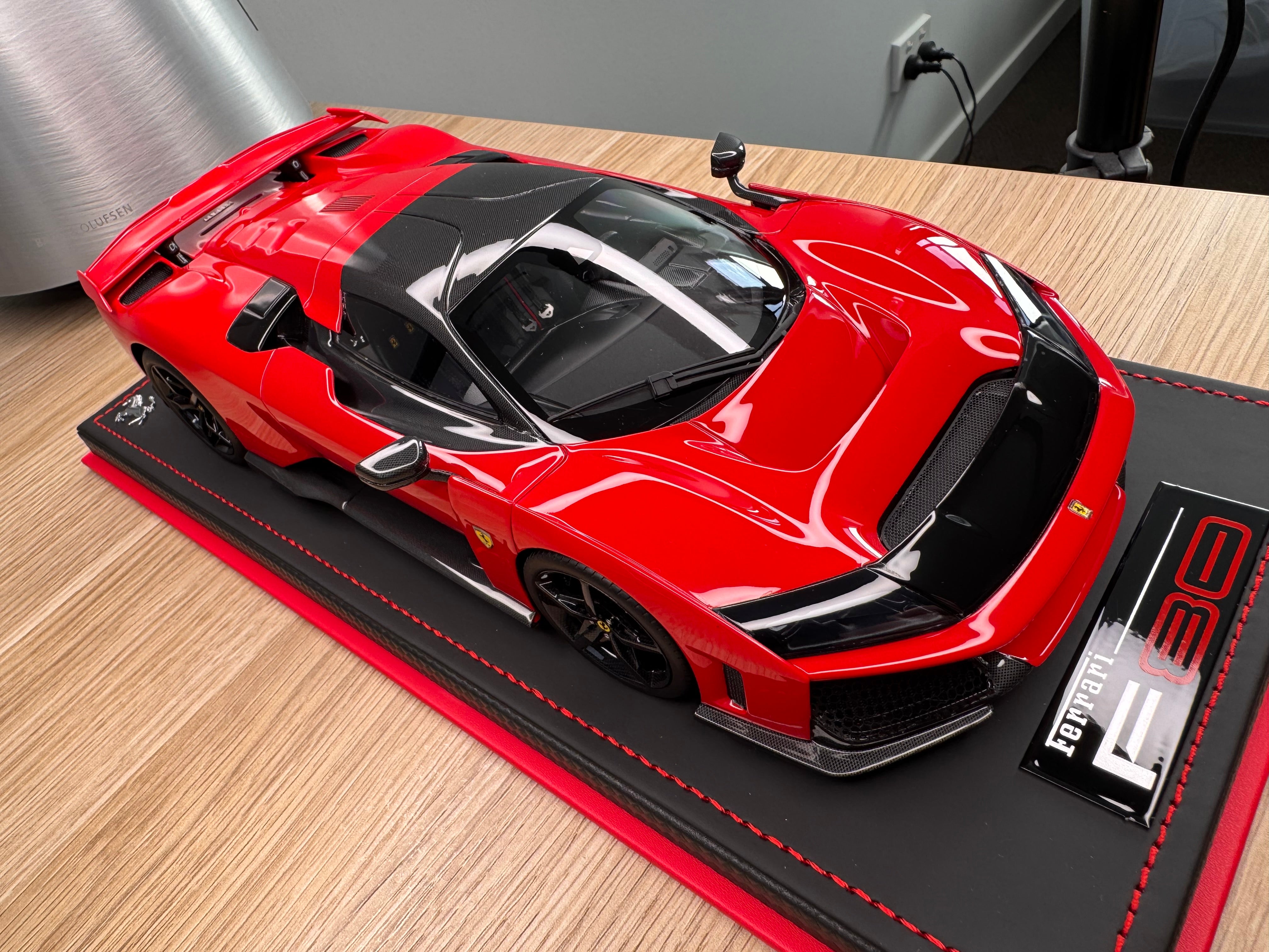 Ferrari F80 - MR Rosso Corsa - 1:18
