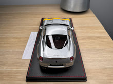 Load image into Gallery viewer, Ferrari 599 GTO - Grigio Alloy - 1:18
