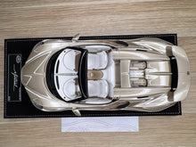 Load image into Gallery viewer, Bugatti Mistral - La Perle Rare - 1:18
