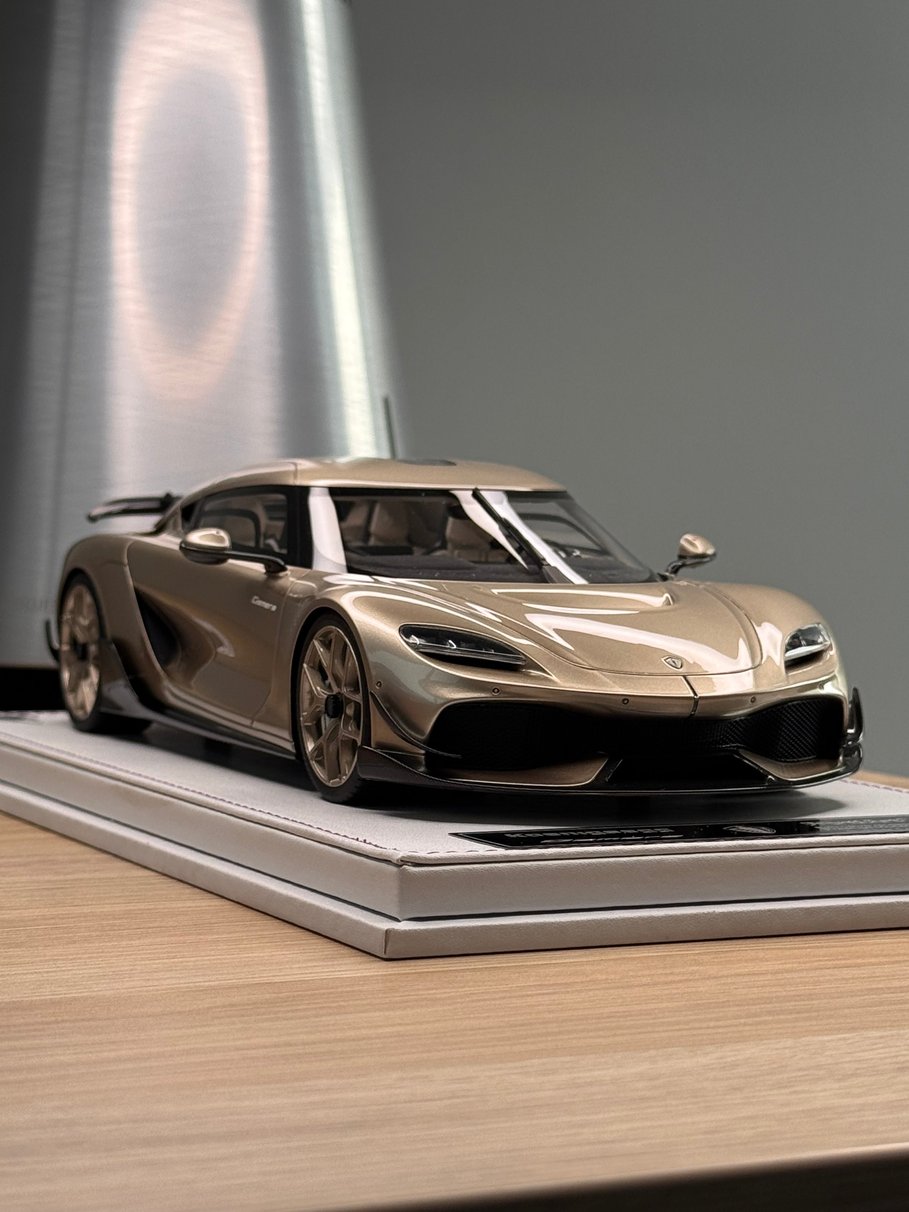 Koenigsegg Gemera PMC Special Project - Champagne Gold - 1:18