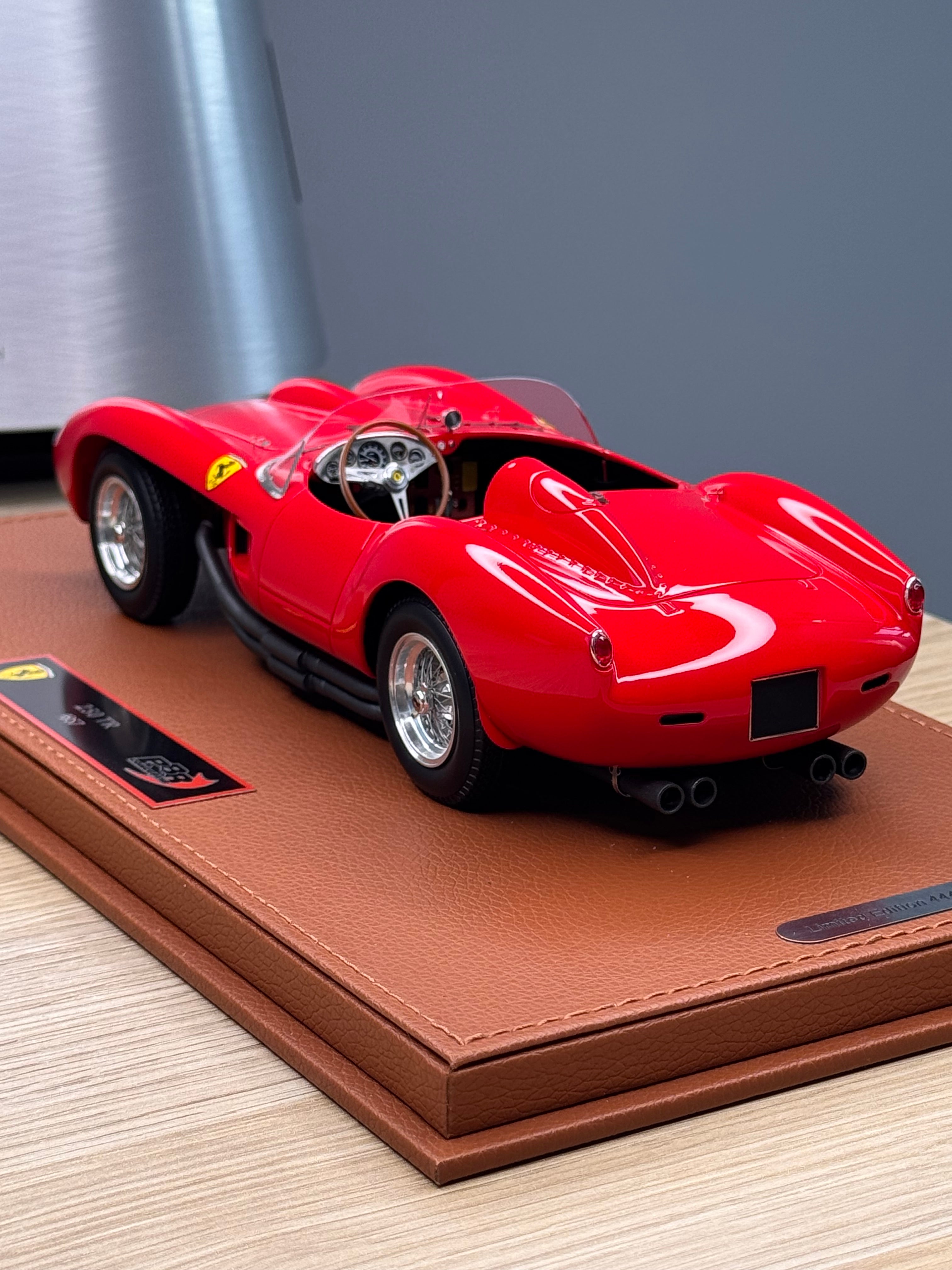 Ferrari 250 Testarossa 1957 - red - 1:18