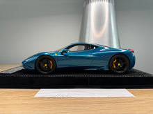 Load image into Gallery viewer, HH Models - Ferrari 458 Speciale - Artemis Green - 1:18
