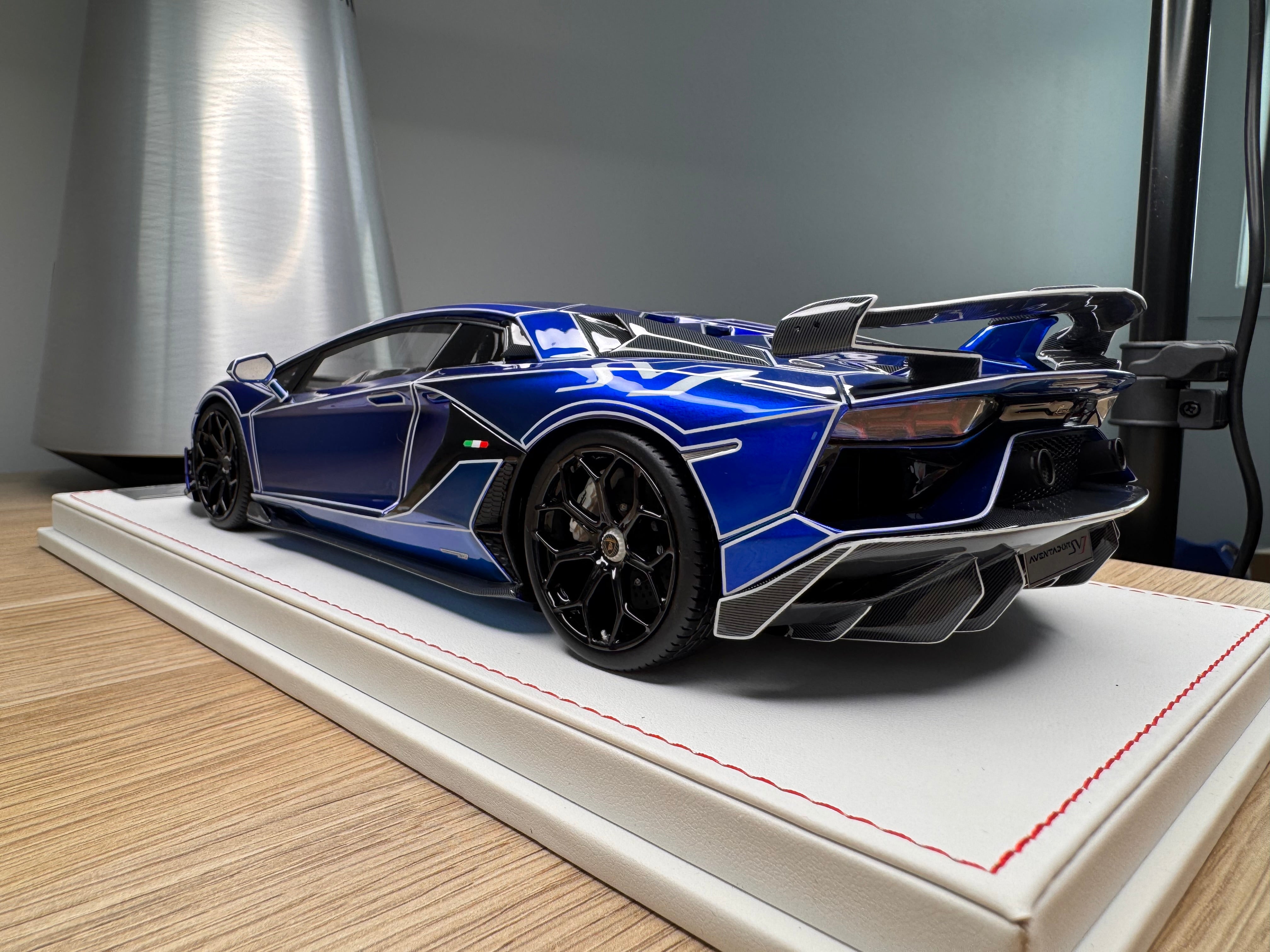 Lamborghini Aventador SVJ - Blue Luminous - 1:18