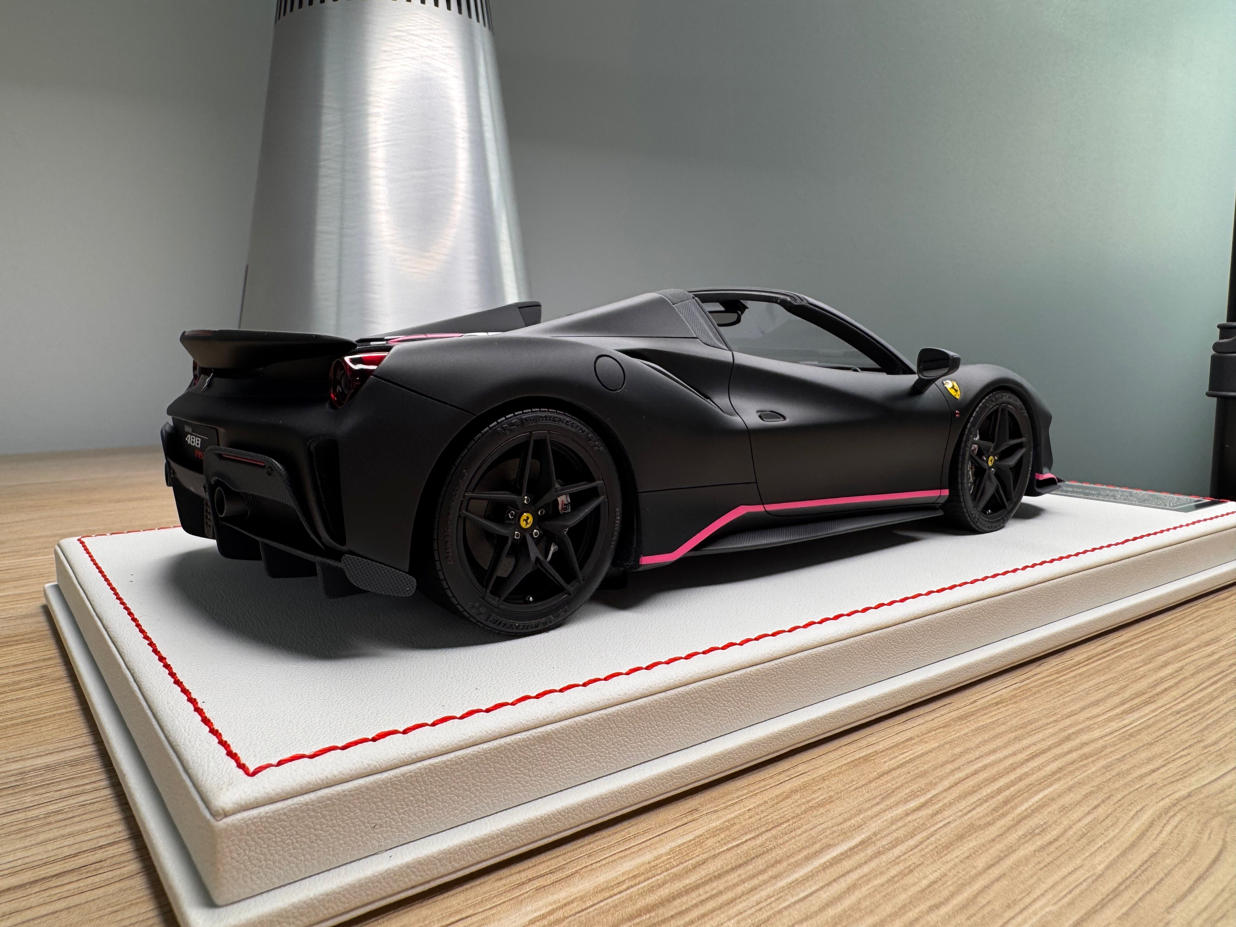 Ferrari 488 Pista Spider - Nero Opaco - 1:18