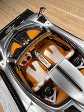 Load image into Gallery viewer, Pagani Zonda Cinque Roadster - Silver - 1:18
