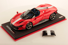 Load image into Gallery viewer, Ferrari Daytona SP3 Icona - Rosso Scuderia - 1:18
