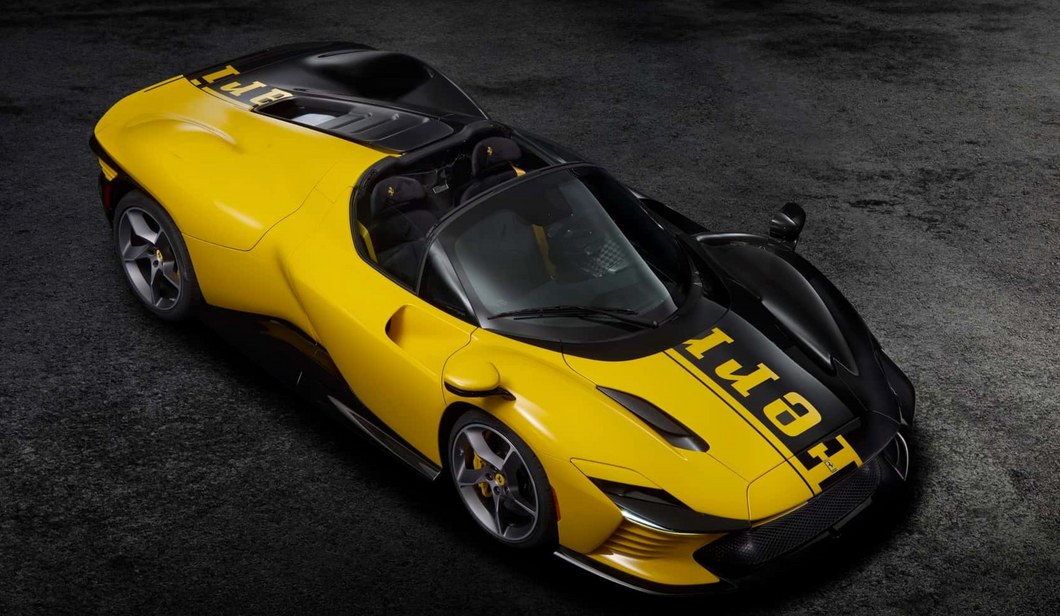 Ferrari Daytona SP3 - 599+1 Giallo Modena / Shiny Carbon - 1:18