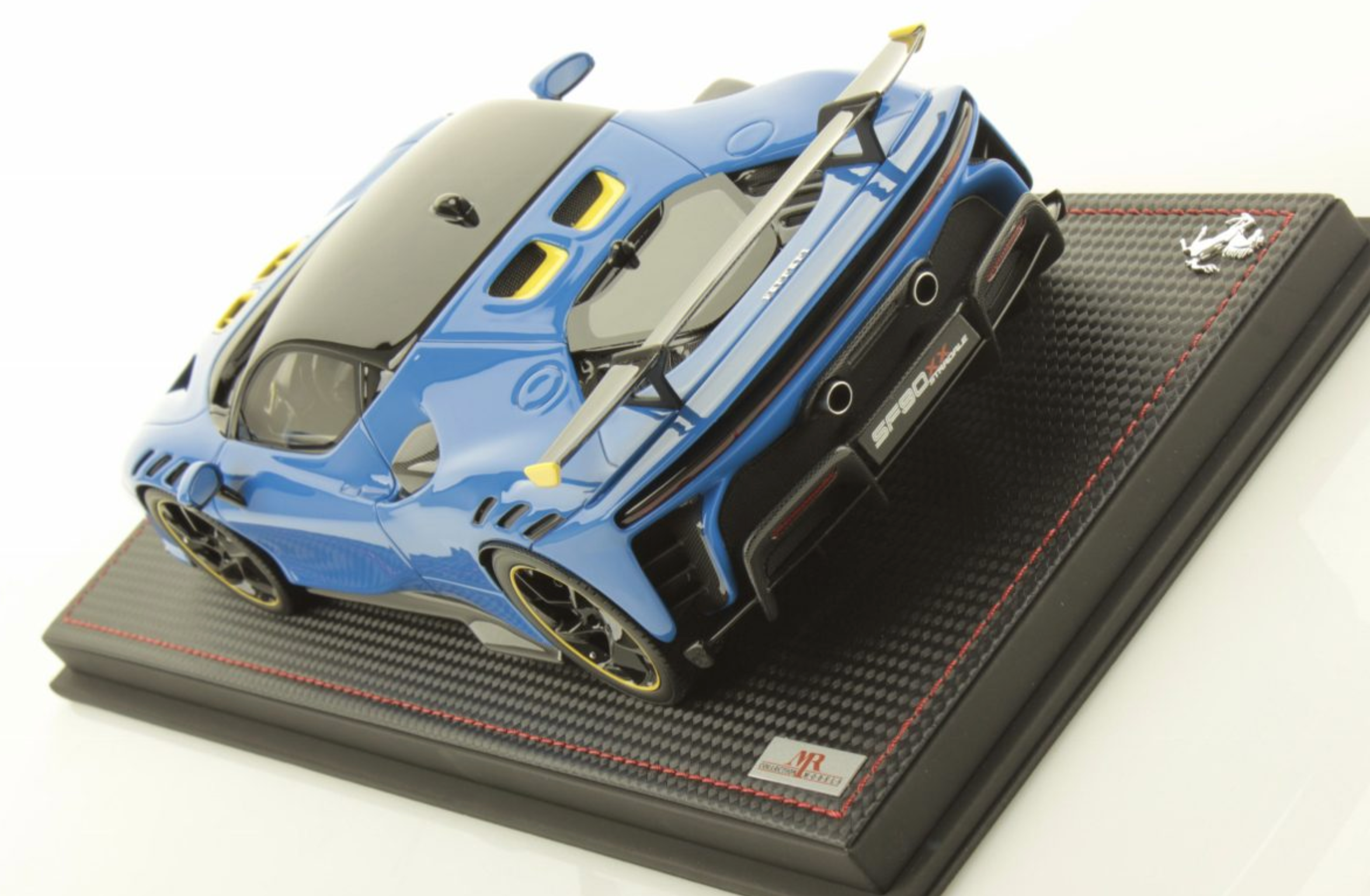 Ferrari SF90 XX Stradale - Azzurro Dino - 1:18