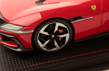 Load image into Gallery viewer, Ferrari 12 Cilindri - Rosso Corsa - 1:18
