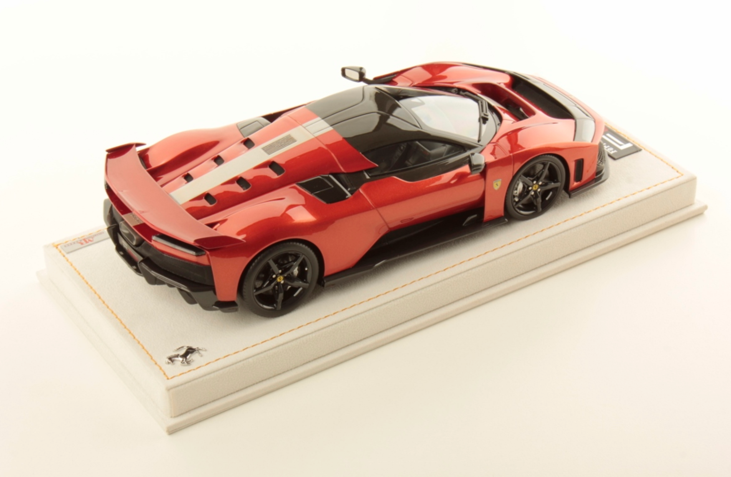 Ferrari F80 - Rame Mica with livery - 1:18