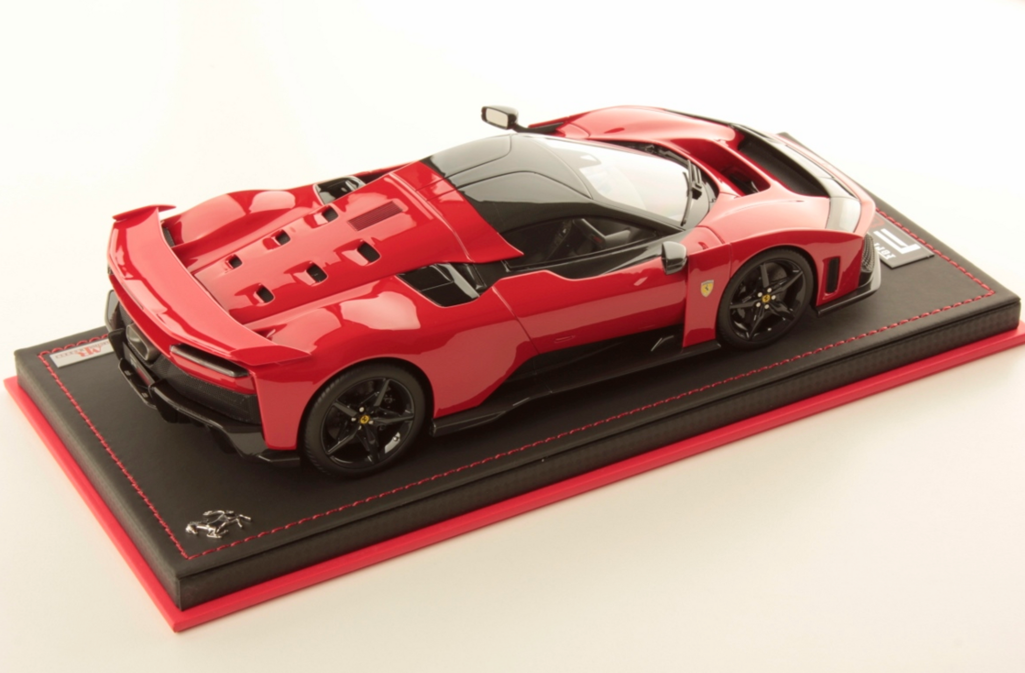 Ferrari F80 - MR Rosso Corsa - 1:18 Ferrari F80 - MR Rosso Corsa - 1:18