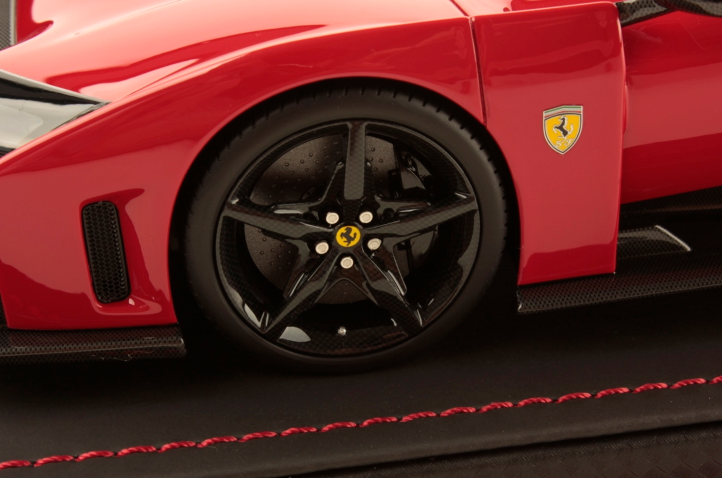 Ferrari F80 - MR Rosso Corsa - 1:18