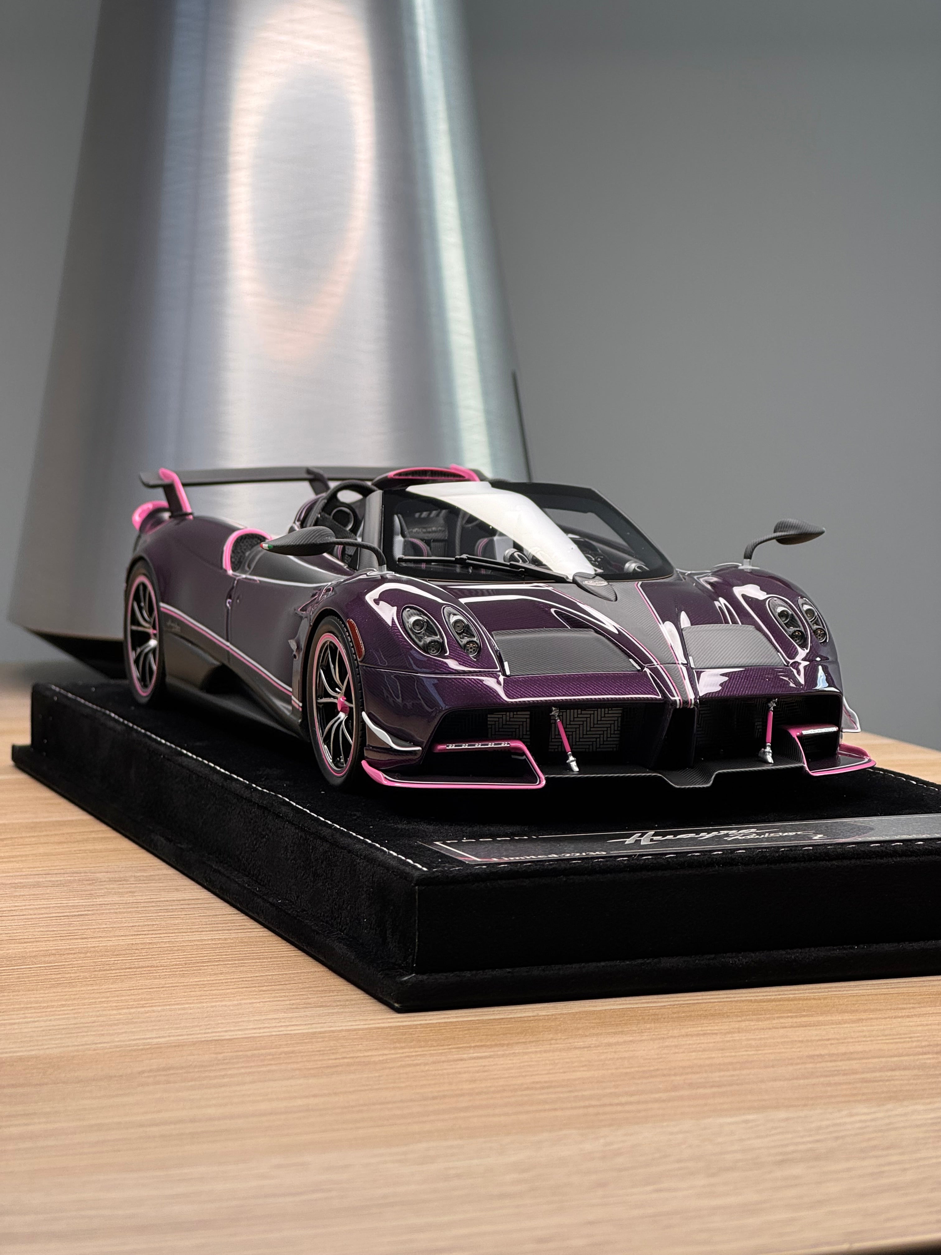 Pagani Huayra Roadster - ZY - 1:18