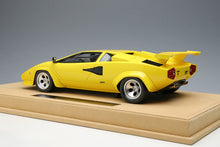 Load image into Gallery viewer, Lamborghini Countach LP5000S 1982 - yellow - 1:18
