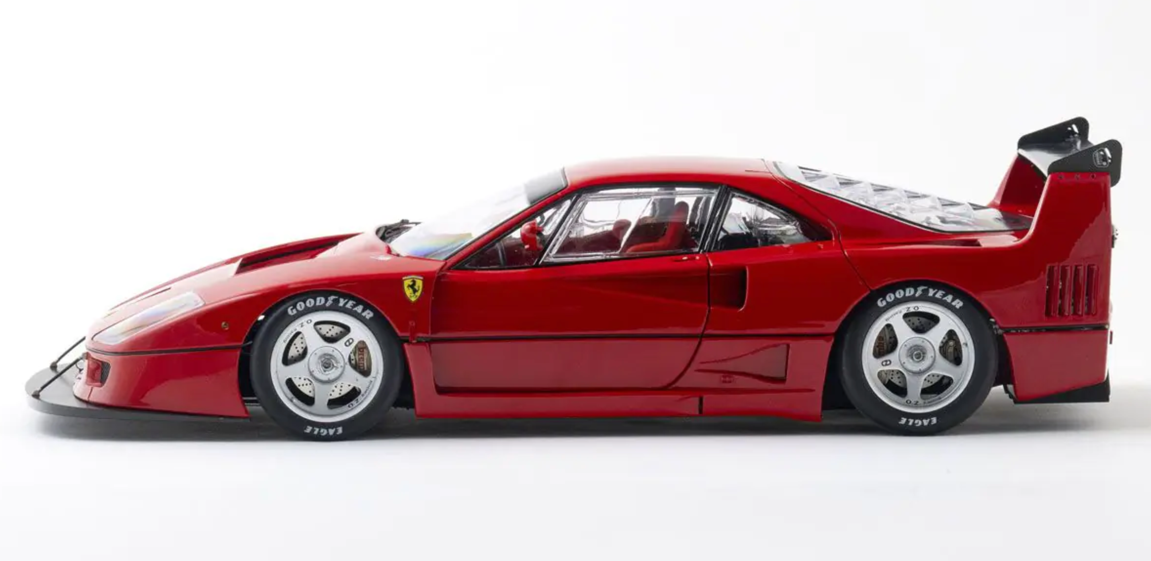 Ferrari F40 Competizione - Red die cast open parts - 1:12