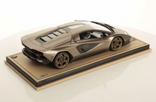 Load image into Gallery viewer, Lamborghini Countach LPI 800-4 - Luci Del Bosco LE49 - 1:18
