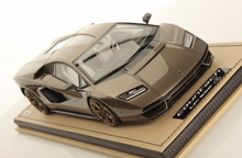Load image into Gallery viewer, Lamborghini Countach LPI 800-4 - Luci Del Bosco LE49 - 1:18
