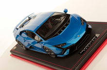 Load image into Gallery viewer, Lamborghini Huracan Tecnica - Blu Nethuns - 1:18
