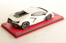 Load image into Gallery viewer, Lamborghini Revuelto - Bianco Siderale matte - 1:18
