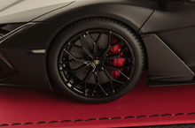 Load image into Gallery viewer, Lamborghini Revuelto - Nero Nemesis matte - 1:18
