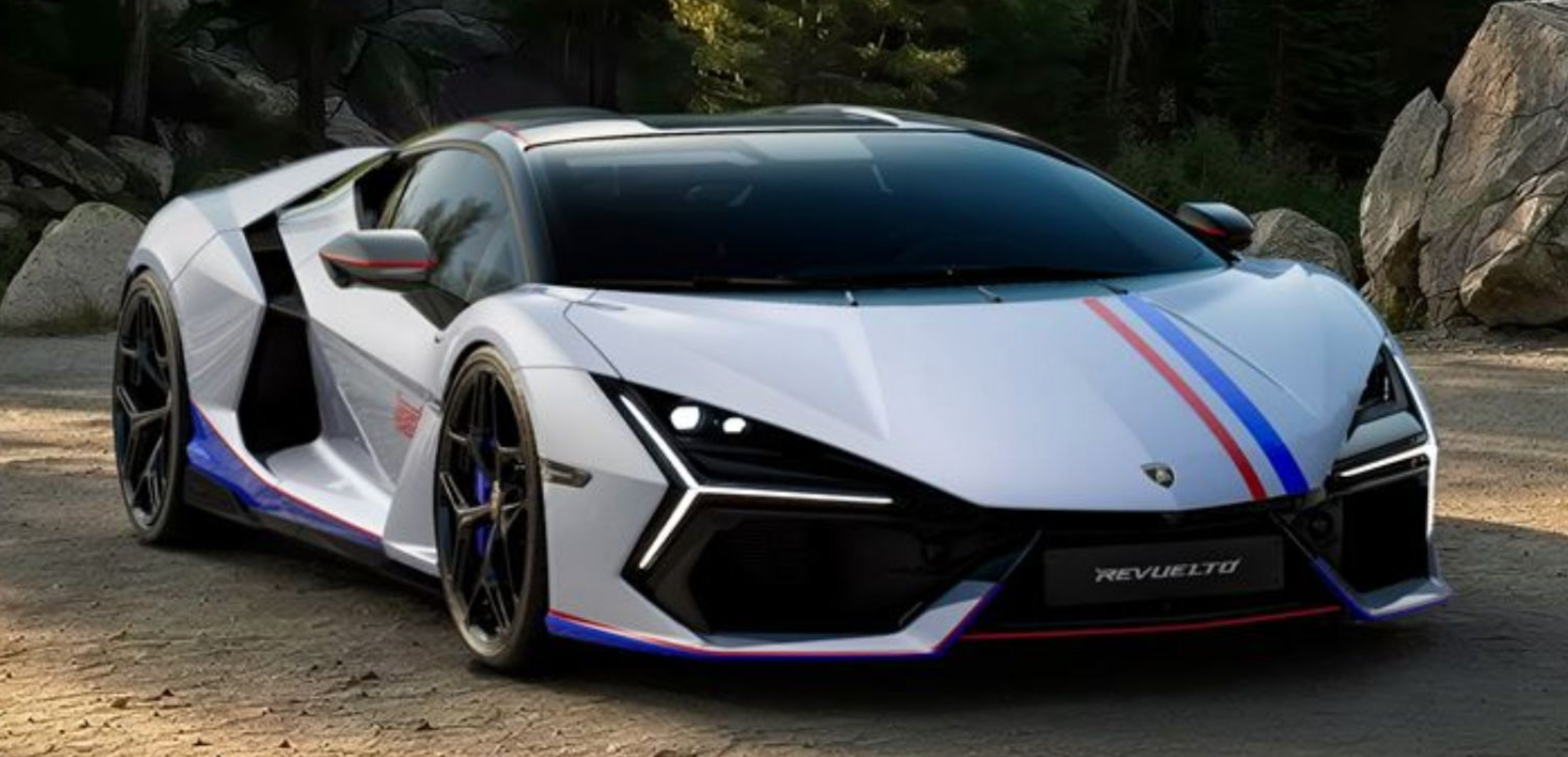 Lamborghini Revuelto - Bianco Sideralis with Livery Rosso Mars - Blu Royal LE63 - 1:18