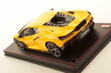 Load image into Gallery viewer, Lamborghini Revuelto - Giallo - 1:18
