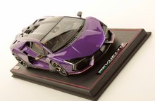 Load image into Gallery viewer, Lamborghini Revuelto - Viola Pasifae with yellow livery - 1:18
