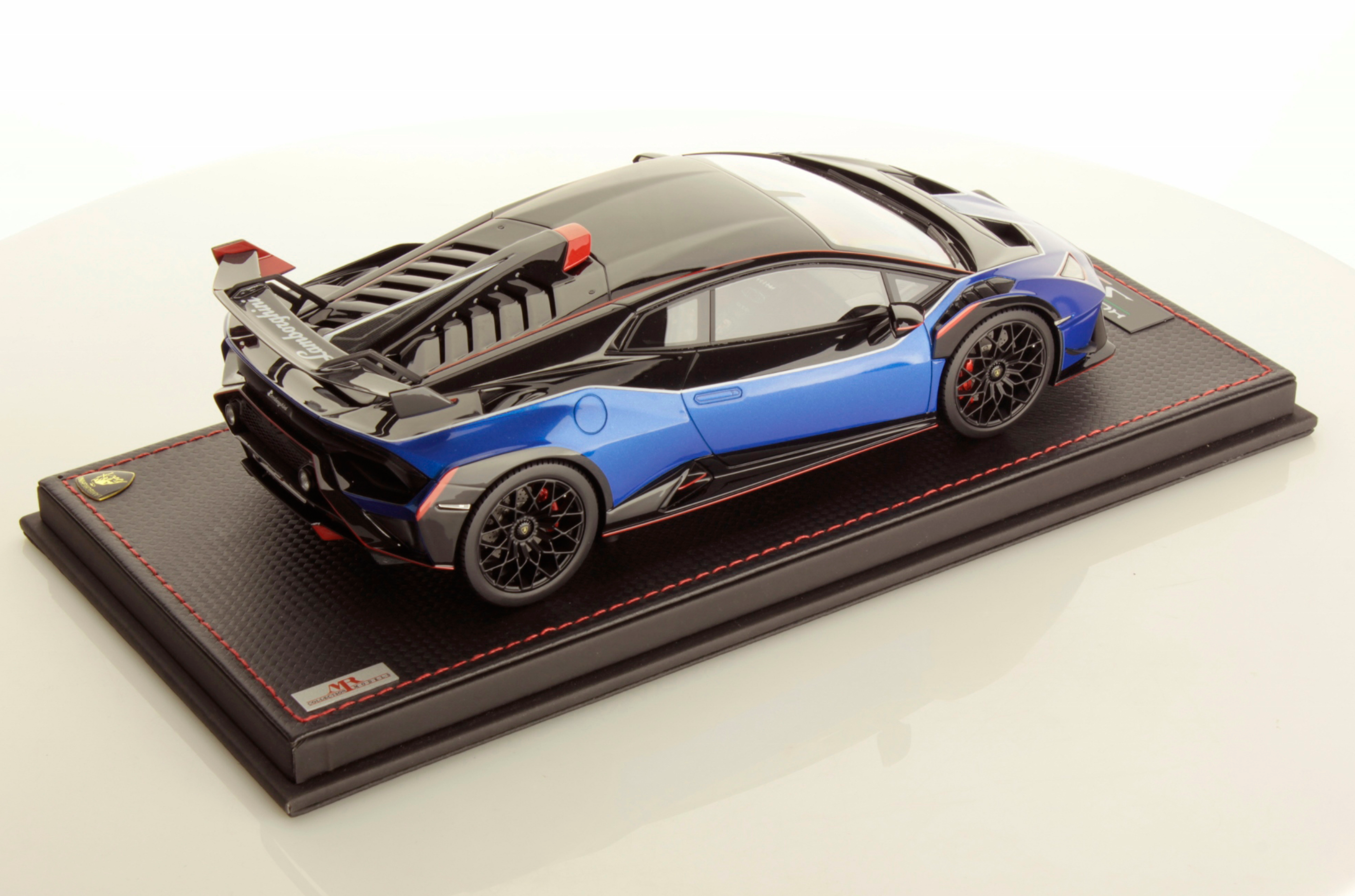 Lamborghini Huracan STJ - Blu Eliadi - 1:18