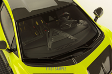 Load image into Gallery viewer, Lamborghini Fenomeno - Giallo Crius - 1:18
