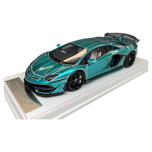 Load image into Gallery viewer, Lamborghini Aventador SVJ - Green Luminous - 1:18
