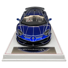 Load image into Gallery viewer, Lamborghini Aventador SVJ - Blue Luminous - 1:18
