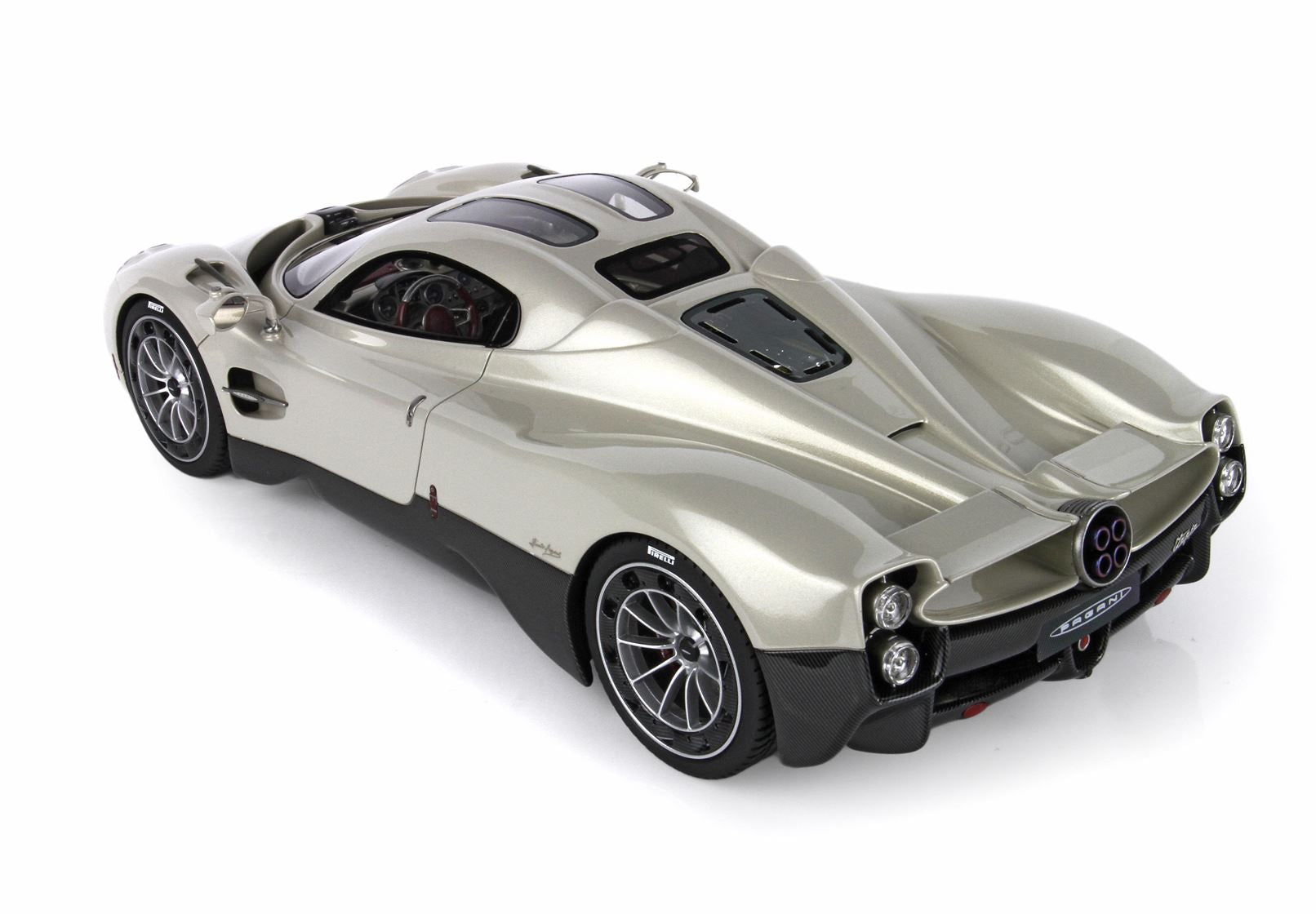 Pagani Utopia - Grey Rinascimento - OPT Carbon fiber - 1:18