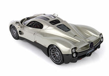 Load image into Gallery viewer, Pagani Utopia - Grey Rinascimento - OPT Carbon fiber - 1:18
