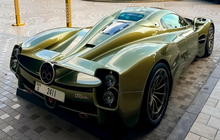 Load image into Gallery viewer, Pagani Utopia - Verde Pampa - 1:18
