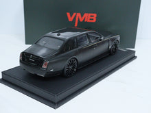 Load image into Gallery viewer, Rolls Royce Phantom VIII - matte black and glossy black - 1:18
