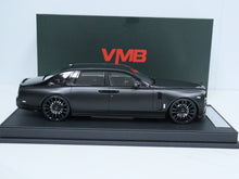 Load image into Gallery viewer, Rolls Royce Phantom VIII - matte black and glossy black - 1:18
