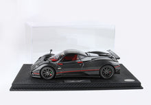 Load image into Gallery viewer, Pagani Zonda F - gloss carbon black - 1:18
