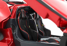 Load image into Gallery viewer, Ferrari LaFerrari - Rosso F1 2007 OPEN PARTS - 1:18
