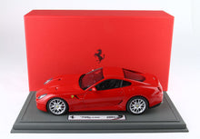 Load image into Gallery viewer, Ferrari 599 GTB - Race Red black interior - 1:18
