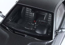 Load image into Gallery viewer, Ferrari 599 GTB - Silverstone Grey black interior - 1:18
